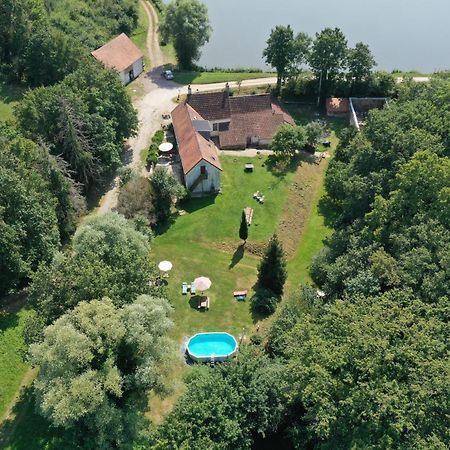 Le Coeur Du Moulin - Chambre D'Hote Saint-Aubin-le-Monial Bagian luar foto